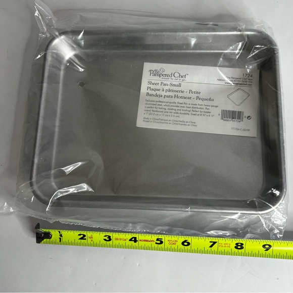 The Pampered Chef Small Sheet Pan #1724 Heavy Gauge Aluminum Steel 8.75”x6.5”x1” - Picture 4 of 5